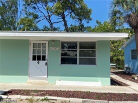 27671 Okeana St in Bonita Springs, FL - Building Photo