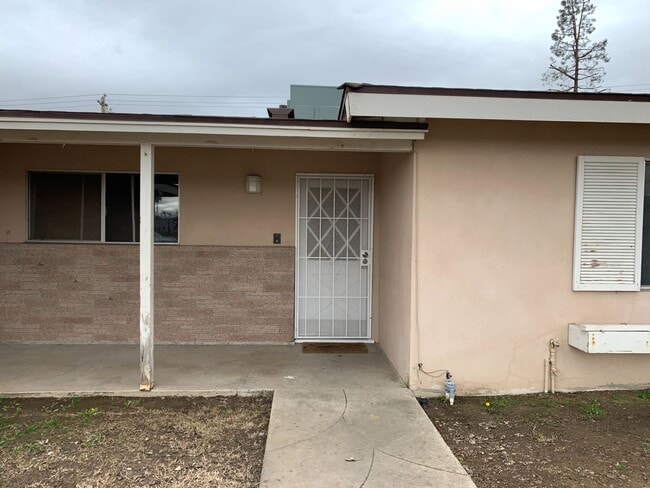 3112 Pasadena St in Bakersfield, CA - Building Photo - Building Photo