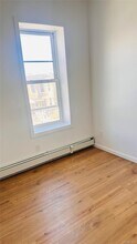 348 Eldert Ln in Brooklyn, NY - Building Photo - Building Photo