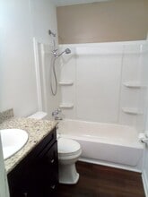 388 Jennifer Jean Dr, Unit 388 in Baton Rouge, LA - Foto de edificio - Building Photo