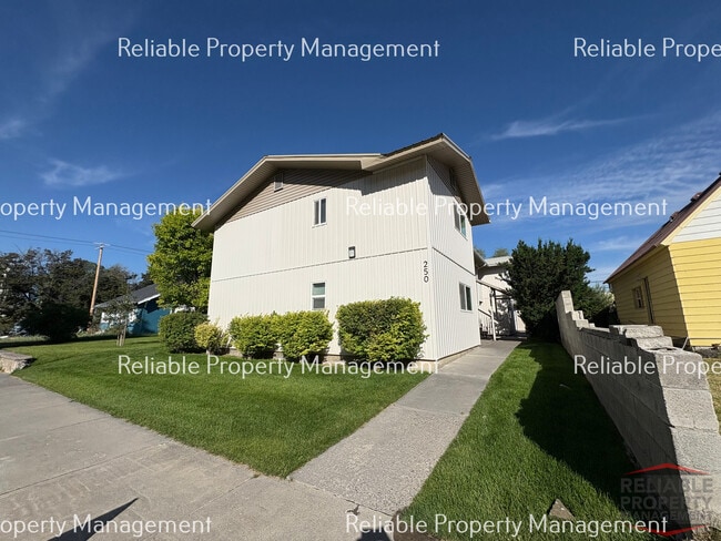 250 S Water Ave, Unit 3