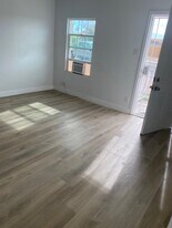 77 Oklahoma Dr in Henderson, NV - Building Photo