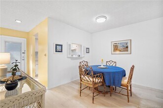 2929 SE Ocean Blvd in Stuart, FL - Building Photo - Building Photo