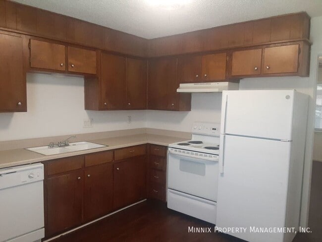 1411 Yonkers St in Plainview, TX - Building Photo - Building Photo