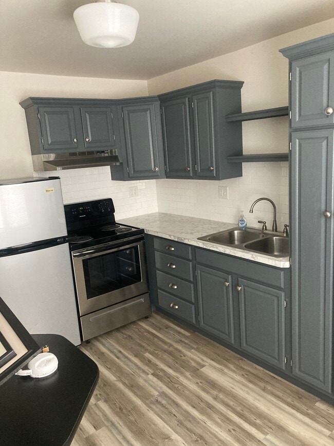 101 Montrose Ave in Reading, PA - Building Photo - Building Photo