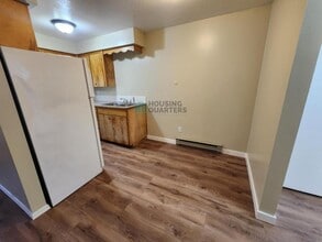 2014 W Broadway Ave in Spokane, WA - Building Photo - Building Photo