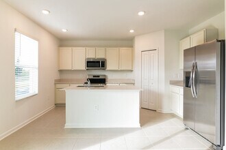 4825 Katrina Dr in Haines City, FL - Building Photo - Building Photo