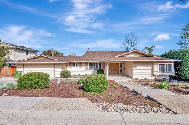 property at 193 Surmont Ct
