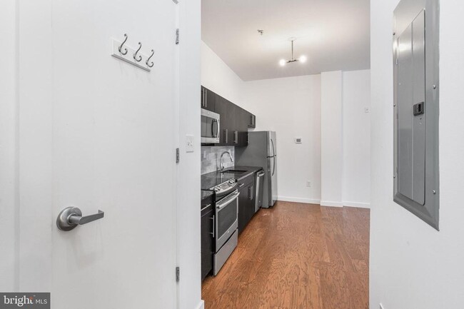 2321 Fitzwater St in Philadelphia, PA - Building Photo - Building Photo