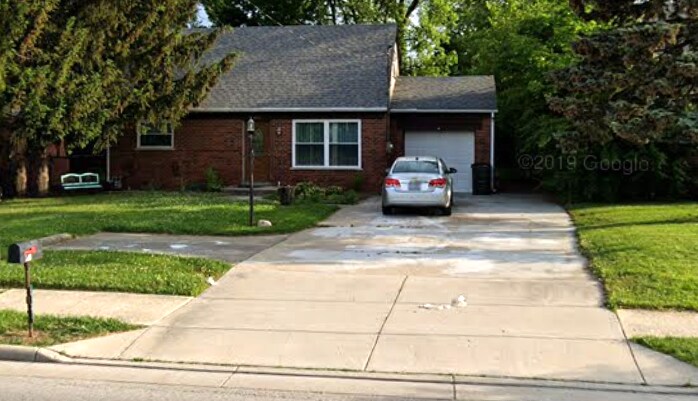520 Western Row Rd in Mason, OH - Building Photo