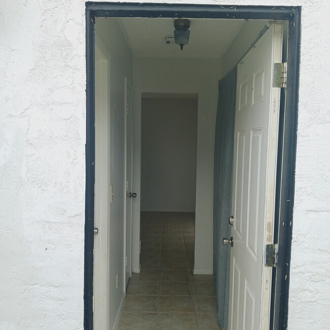 153 Alderwood Dr in Kissimmee, FL - Foto de edificio - Building Photo