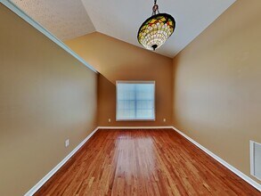 3175 Kings Bay Cir in Decatur, GA - Building Photo - Building Photo