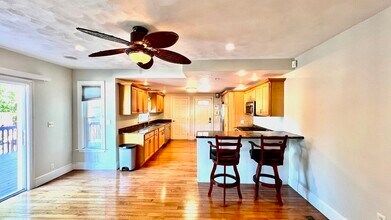 55 Beach St-Unit -B in Malden, MA - Building Photo - Building Photo