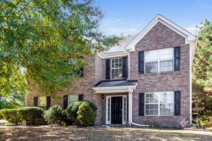 3900 Georgia Dr in Douglasville, GA - Building Photo