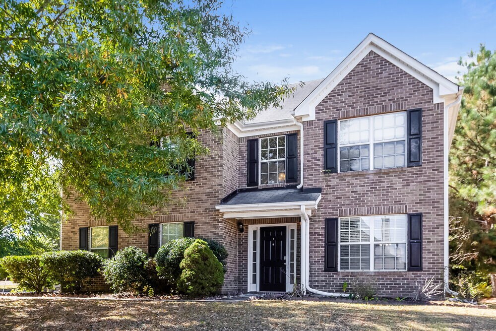 3900 Georgia Dr in Douglasville, GA - Building Photo