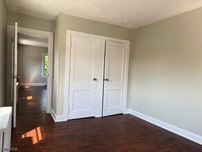 59 N Main St in Lambertville, NJ - Building Photo - Building Photo