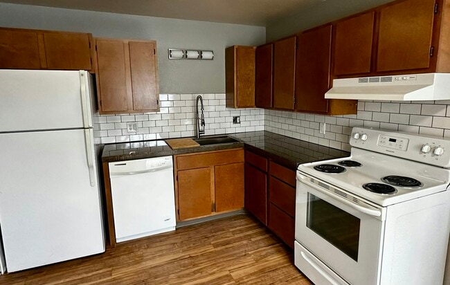 property at 1648 E Pitkin St
