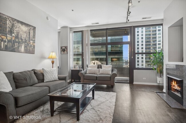 700 S Clark St, Unit 13D in Chicago, IL - Foto de edificio - Building Photo