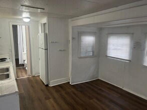 3000 Clarcona Rd in Apopka, FL - Building Photo - Building Photo