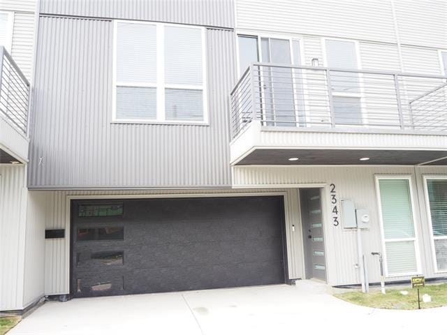 property at 2349 N Carroll Ave
