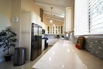 3514 Pansy Dr in Calabasas, CA - Building Photo - Building Photo