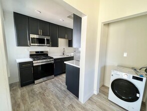 3538 Keystone Av, Unit 10 in Los Angeles, CA - Building Photo - Building Photo