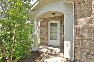 24918 Oconee Dr in Tomball, TX - Building Photo - Building Photo