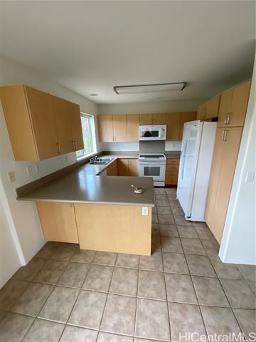 92-1481-1481 Punawainui St in Kapolei, HI - Building Photo - Building Photo