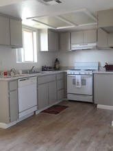 Mayberry Colony Apartments in Hemet, CA - Building Photo - Building Photo