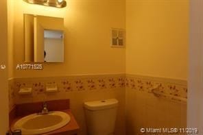 7915 Harding Ave in Miami Beach, FL - Building Photo - Building Photo