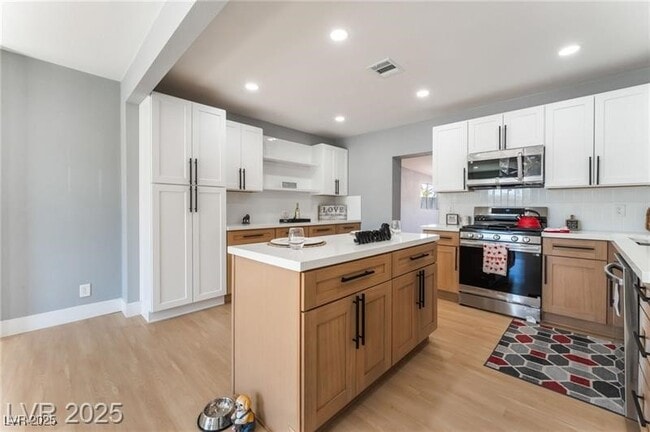 property at 915 Melrose Dr