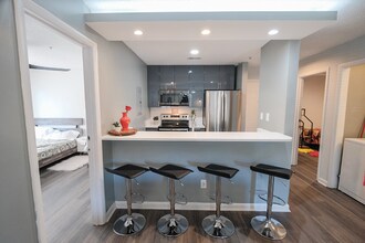 1241 University Ct, Unit 002 in Raleigh, NC - Building Photo - Building Photo