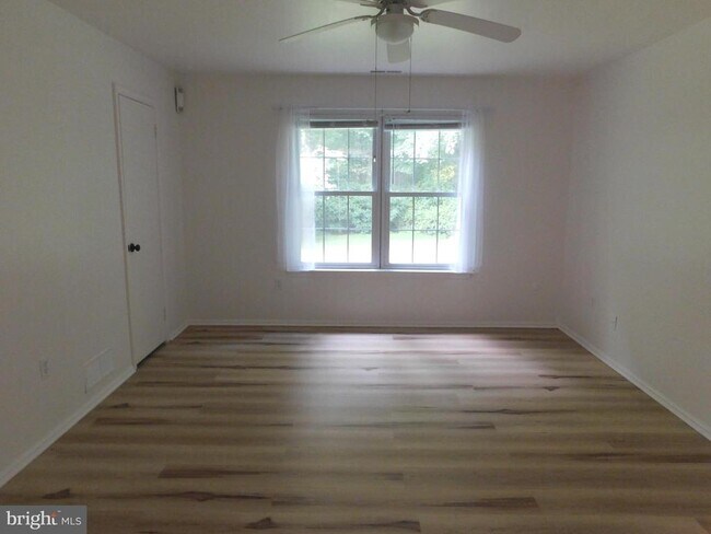 87A W Bluebell Ln in Mount Laurel, NJ - Building Photo - Building Photo