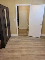 1468 NE 118th St in Miami, FL - Building Photo