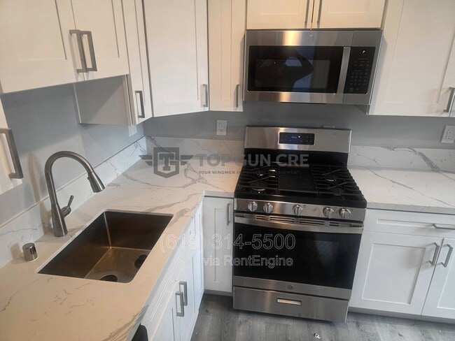 4866 Fond Du Lac Ct in San Diego, CA - Foto de edificio - Building Photo