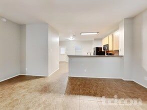 130 Sacajewa Dr, Unit 9413-A20 in La Marque, TX - Building Photo - Building Photo