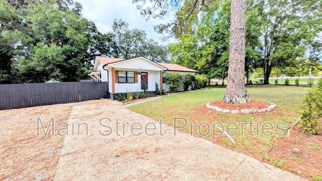 property at 9644 Hollowbrook Dr