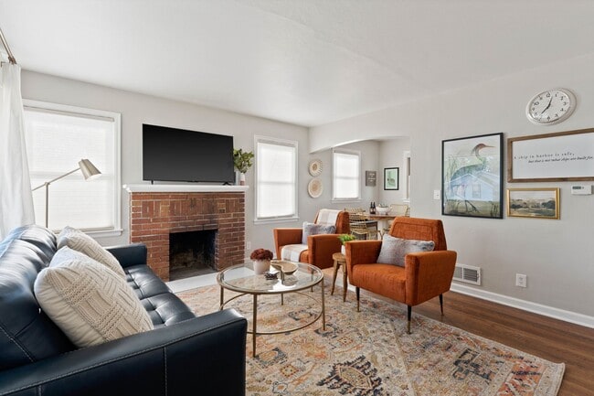 property at 4207 N Normandie St