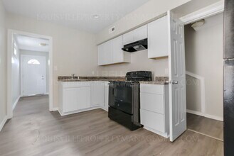 2216 W Ormsby Ave in Louisville, KY - Building Photo - Building Photo