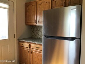 16 Krieger Ln in Troy, NY - Building Photo - Building Photo