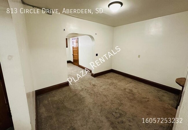 property at 19 7th Ave SE