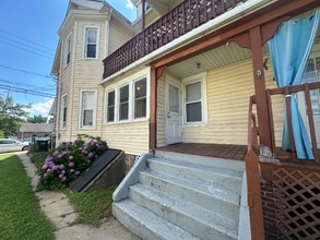 328 Spring St in Bethlehem, PA - Foto de edificio - Building Photo