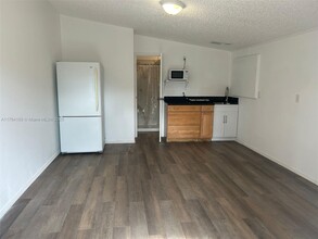 10467 S 228th Ln-Unit -B in Boca Raton, FL - Foto de edificio - Building Photo