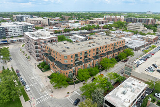 Museum Square in Elmhurst, IL - Building Photo - Building Photo