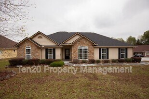 182 Lee Rd 2180 in Phenix City, AL - Building Photo
