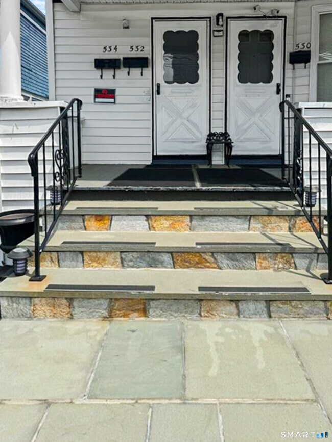 532 Carroll Ave in Bridgeport, CT - Building Photo - Building Photo