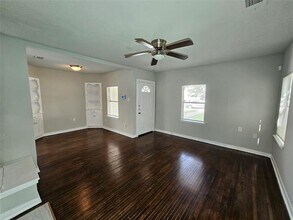 2613 Easter Ave in Dallas, TX - Building Photo - Building Photo