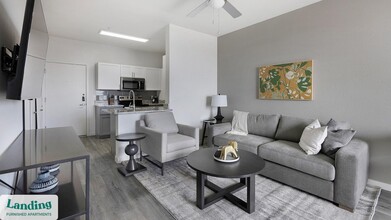 1811 E Apache Blvd in Tempe, AZ - Building Photo - Building Photo