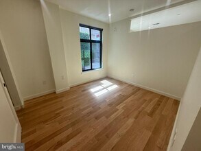 1128 Walnut St in Philadelphia, PA - Building Photo - Building Photo