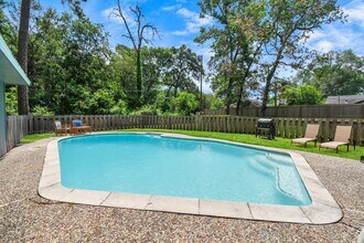 21722 Forest Glade Dr in Humble, TX - Building Photo - Building Photo